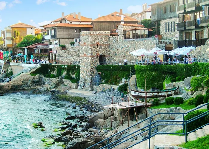 Апартамент Comfortable In 65 M² Shared Pool Слънчев бряг