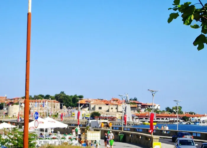 Comfortable In 65 M² Shared Pool *