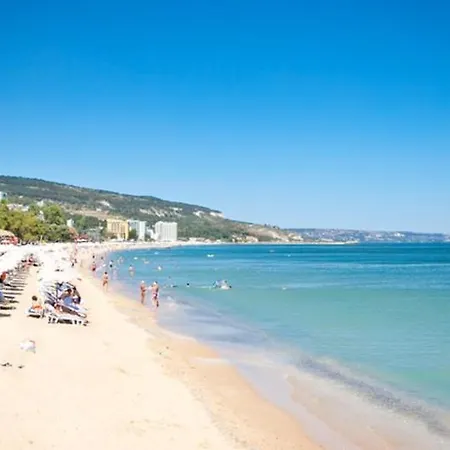 Apartamento Comfortable In 65 M² Shared Pool