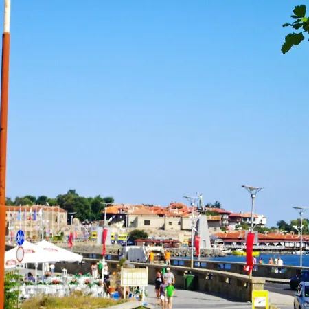 Comfortable In 65 M² Shared Pool *