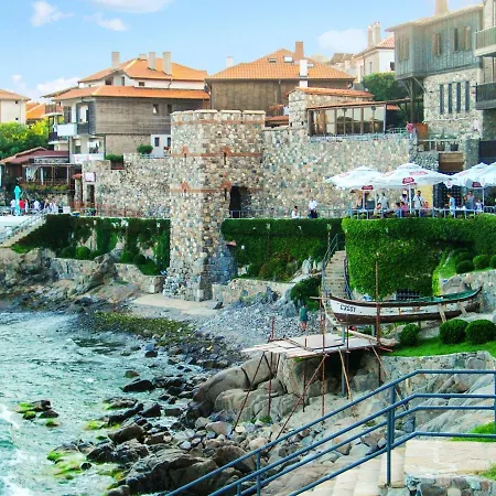 Lägenhet Comfortable In 65 M² Shared Pool Slăntjev Brjag